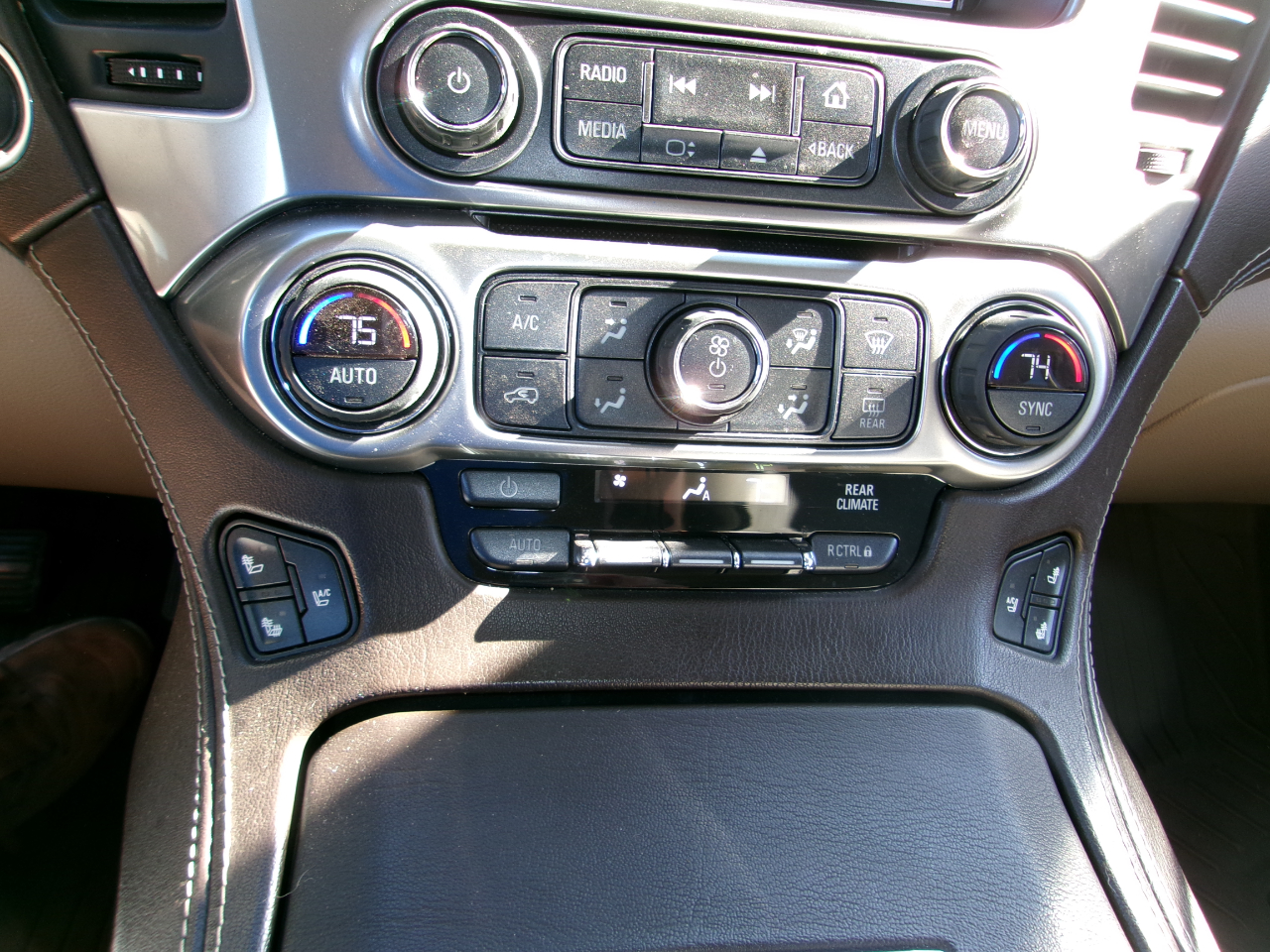 Chevrolet Tahoe 4WD 4dr LTZ 2016