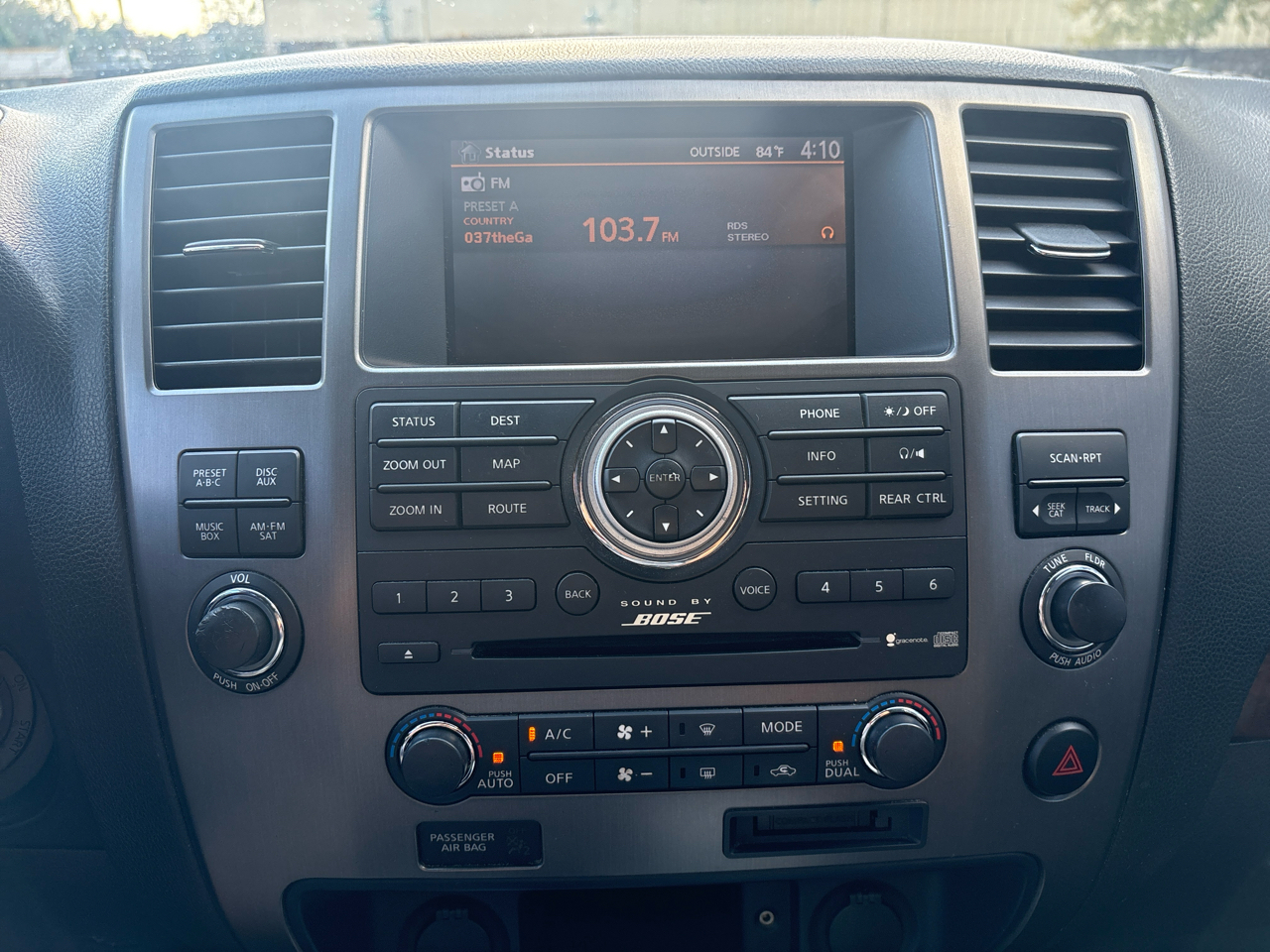 Nissan Armada 2WD 4dr Platinum 2010