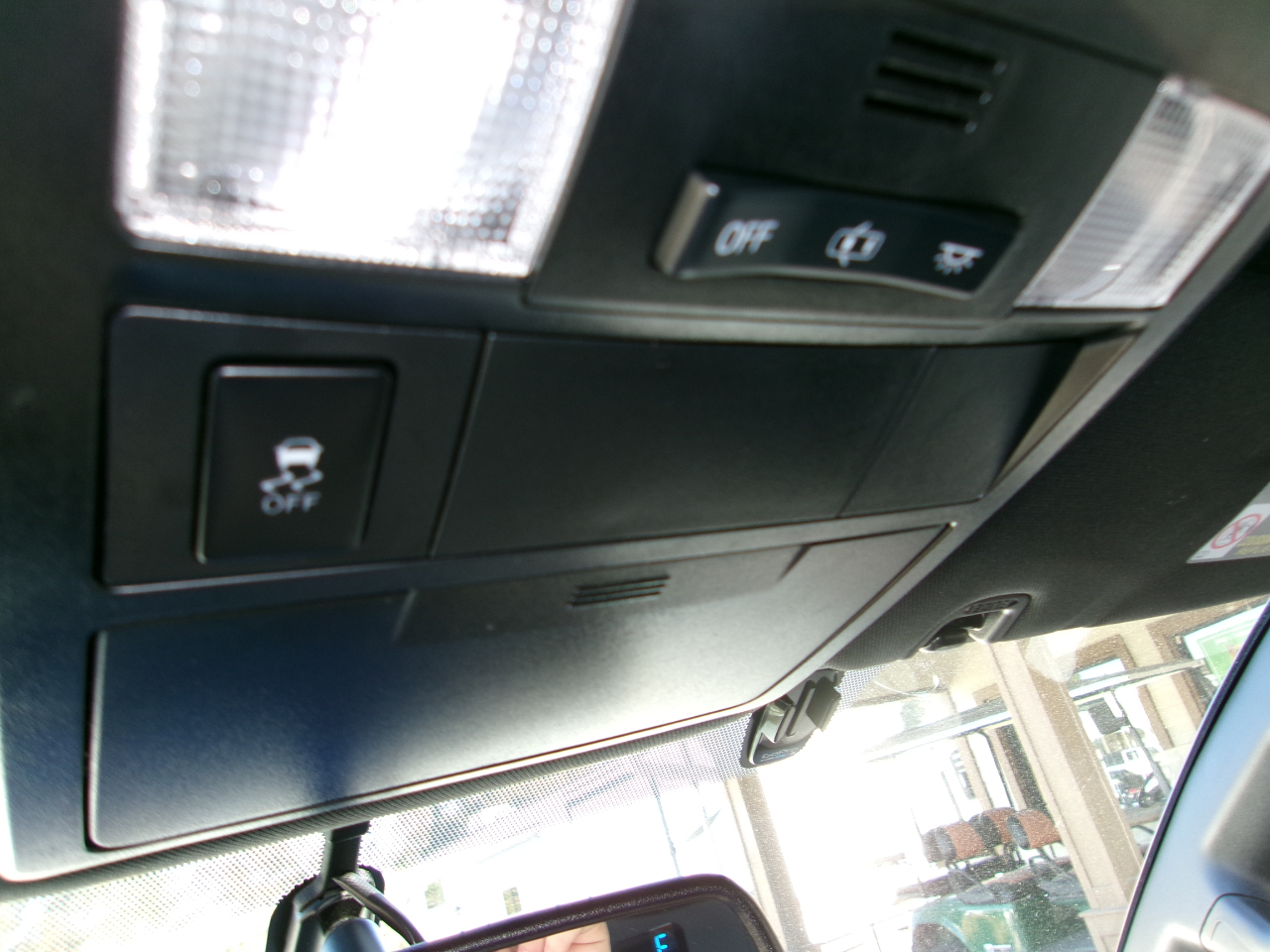 Toyota Tacoma TRD Off Road Double Cab 5' Bed V6 4x4 MT (Natl) 2017