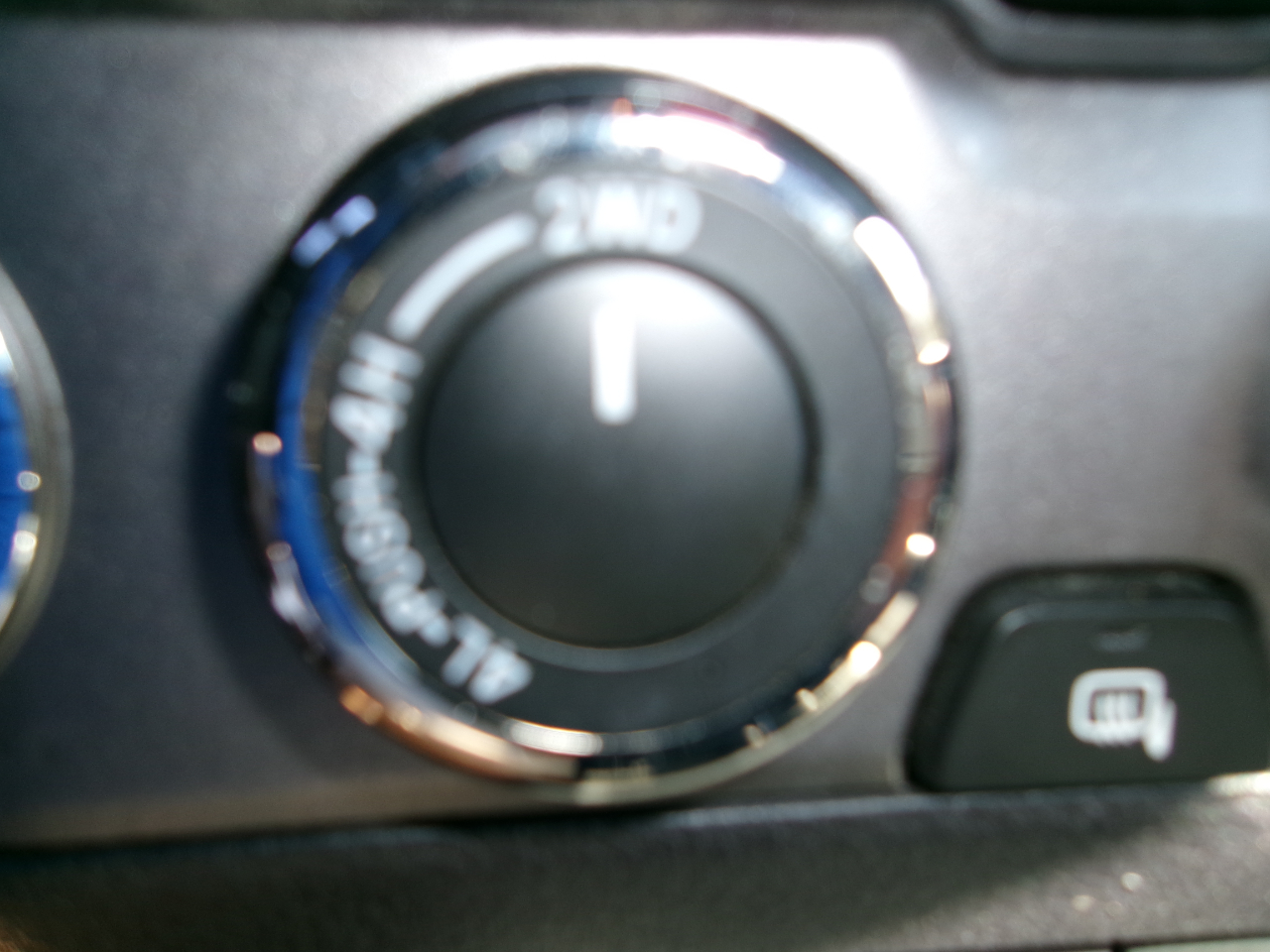 Toyota Tacoma TRD Off Road Double Cab 5' Bed V6 4x4 MT (Natl) 2017