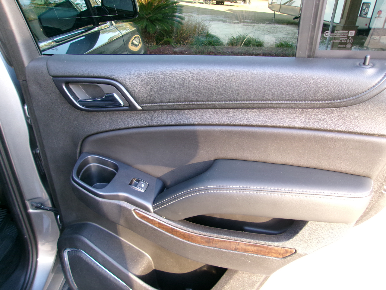 Chevrolet Tahoe 4WD 4dr LS 2018