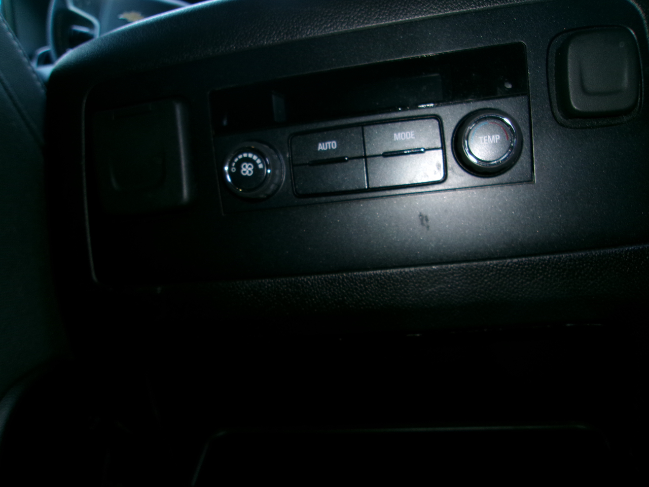 Chevrolet Tahoe 4WD 4dr LS 2018