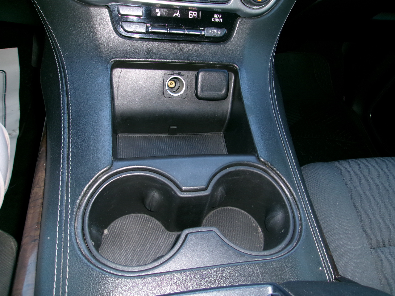 Chevrolet Tahoe 4WD 4dr LS 2018