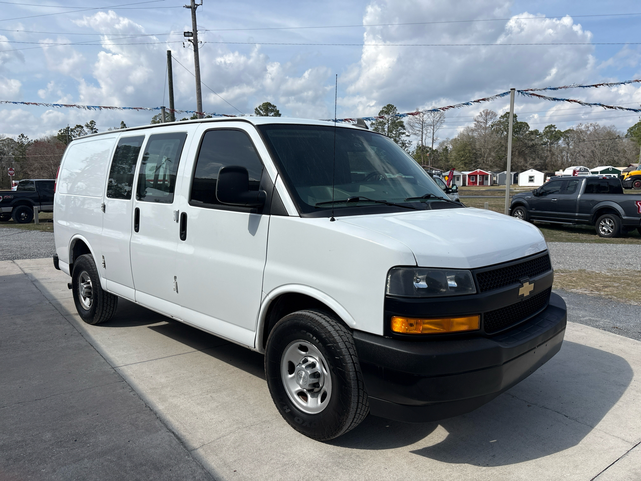 Chevrolet Express Cargo Van RWD 2500 135" 2019