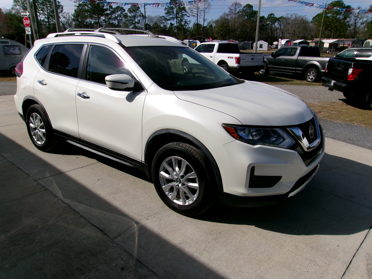 Nissan Rogue FWD SV 2020
