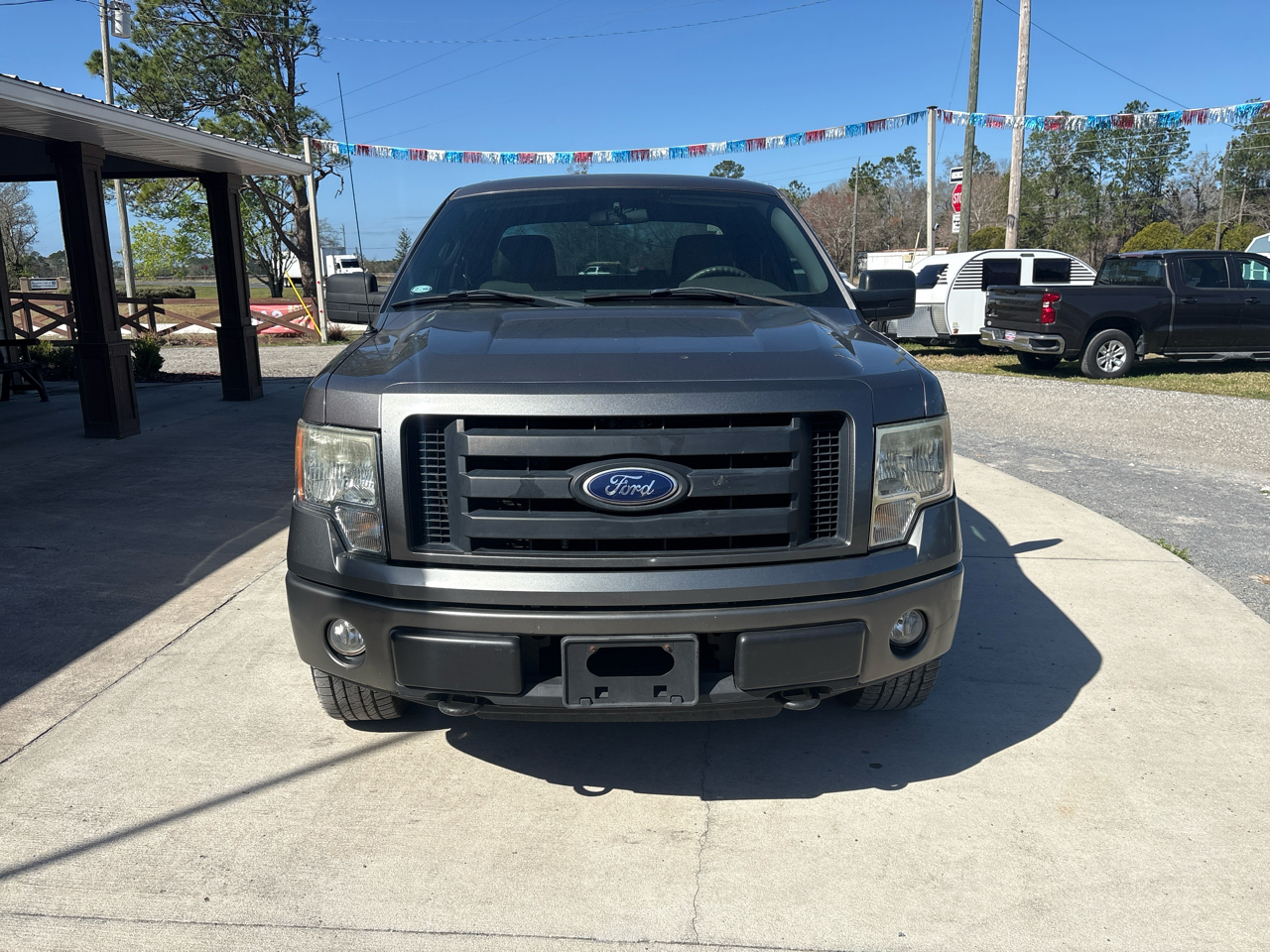 Ford F-150 4WD SuperCab 133" STX 2010