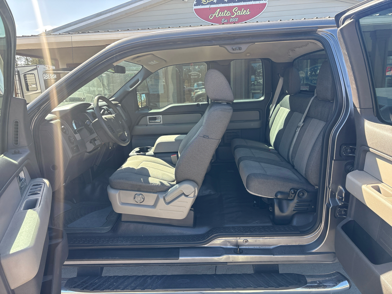 Ford F-150 4WD SuperCab 133" STX 2010