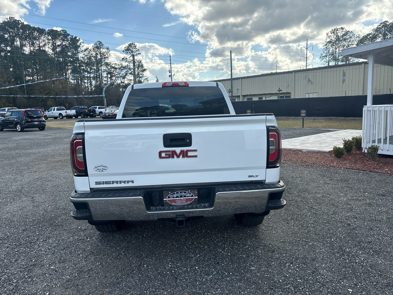 GMC Sierra 1500 4WD Crew Cab 143.5" SLT 2017
