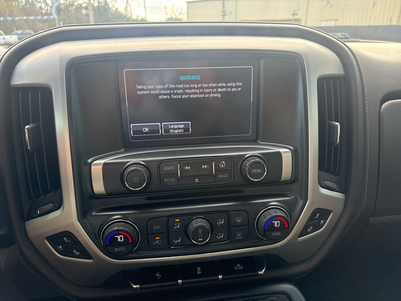 GMC Sierra 1500 4WD Crew Cab 143.5" SLT 2017