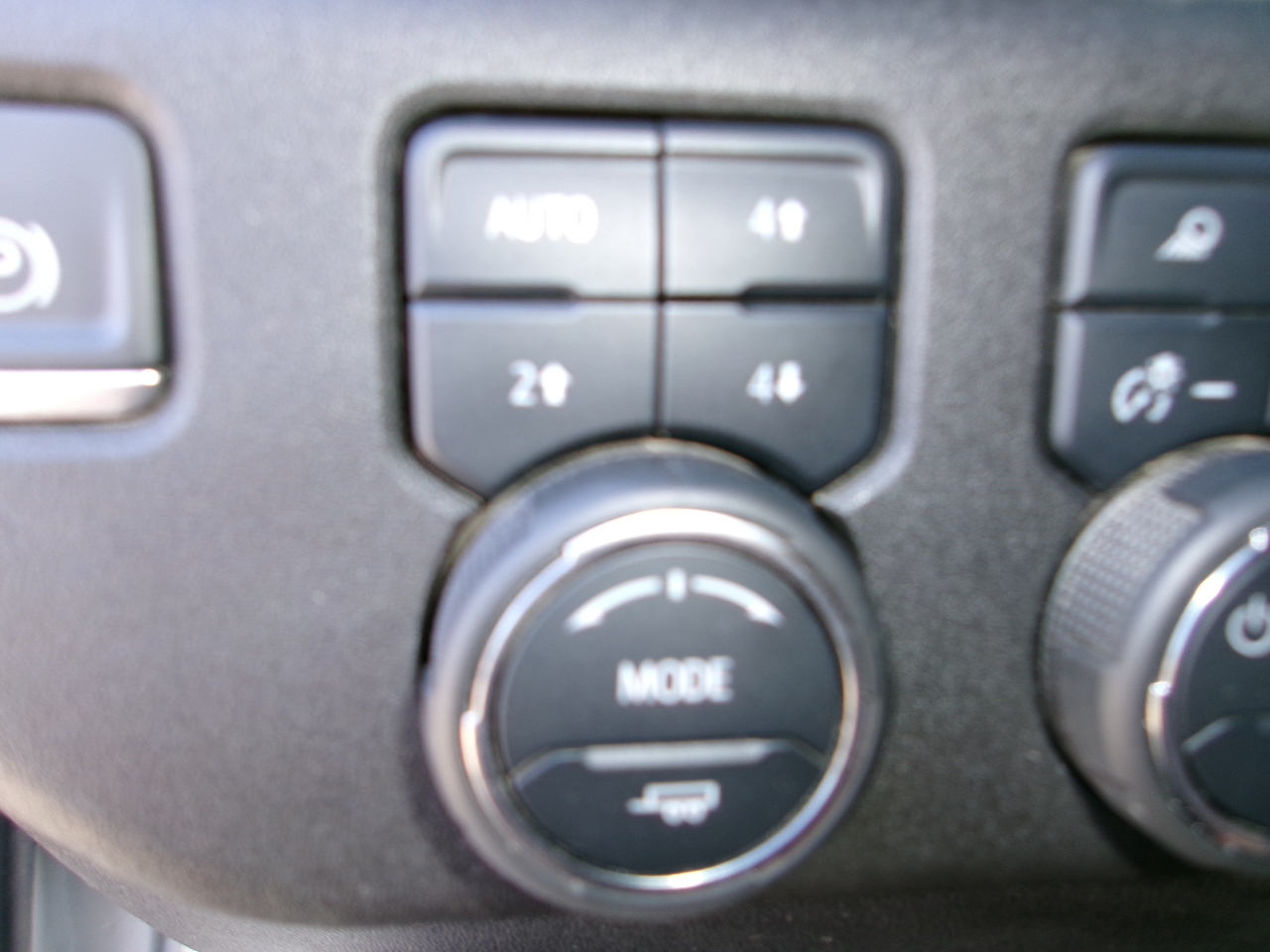 Chevrolet Silverado 2500HD 4WD Crew Cab 159" LTZ 2024