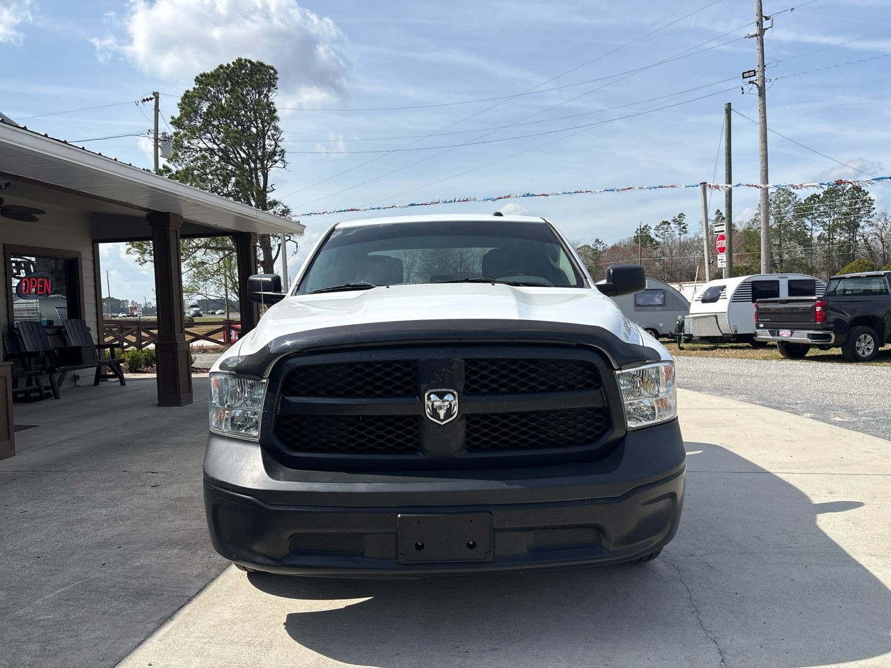 RAM 1500 Tradesman 4x2 Crew Cab 5'7" Box 2018