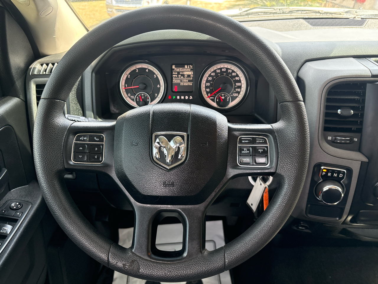 RAM 1500 Tradesman 4x2 Crew Cab 5'7" Box 2018
