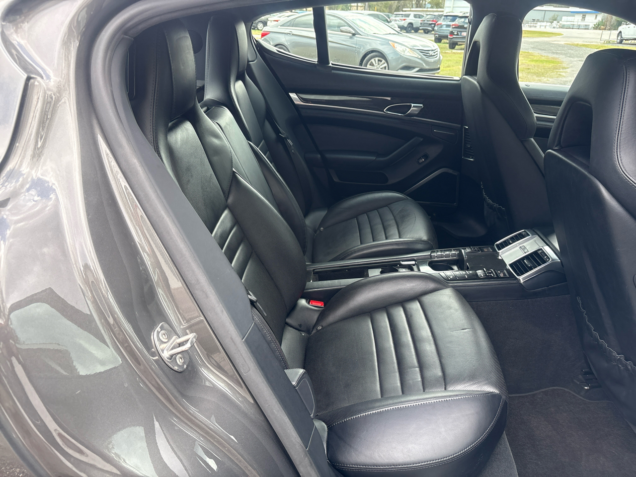 Porsche Panamera 4dr HB GTS 2014