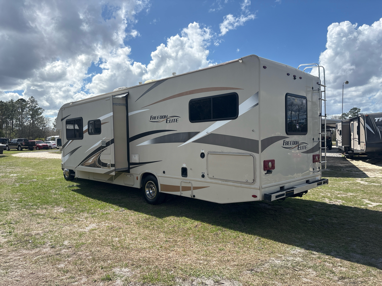 Thor Motor Coach Freedom Elite  2017