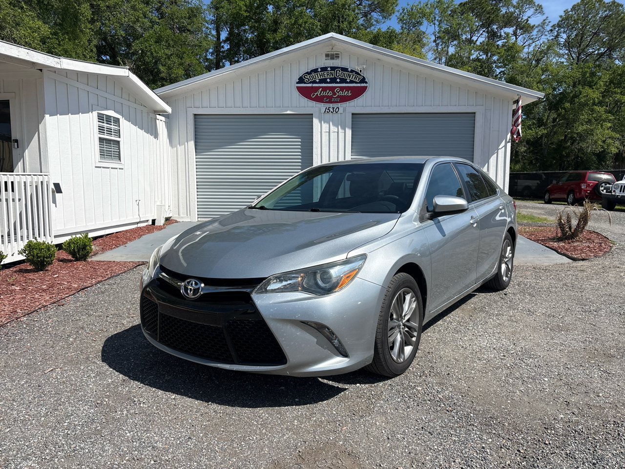 Toyota Camry 4dr Sdn I4 Auto SE w/Special Edition Pkg (Natl) 2016