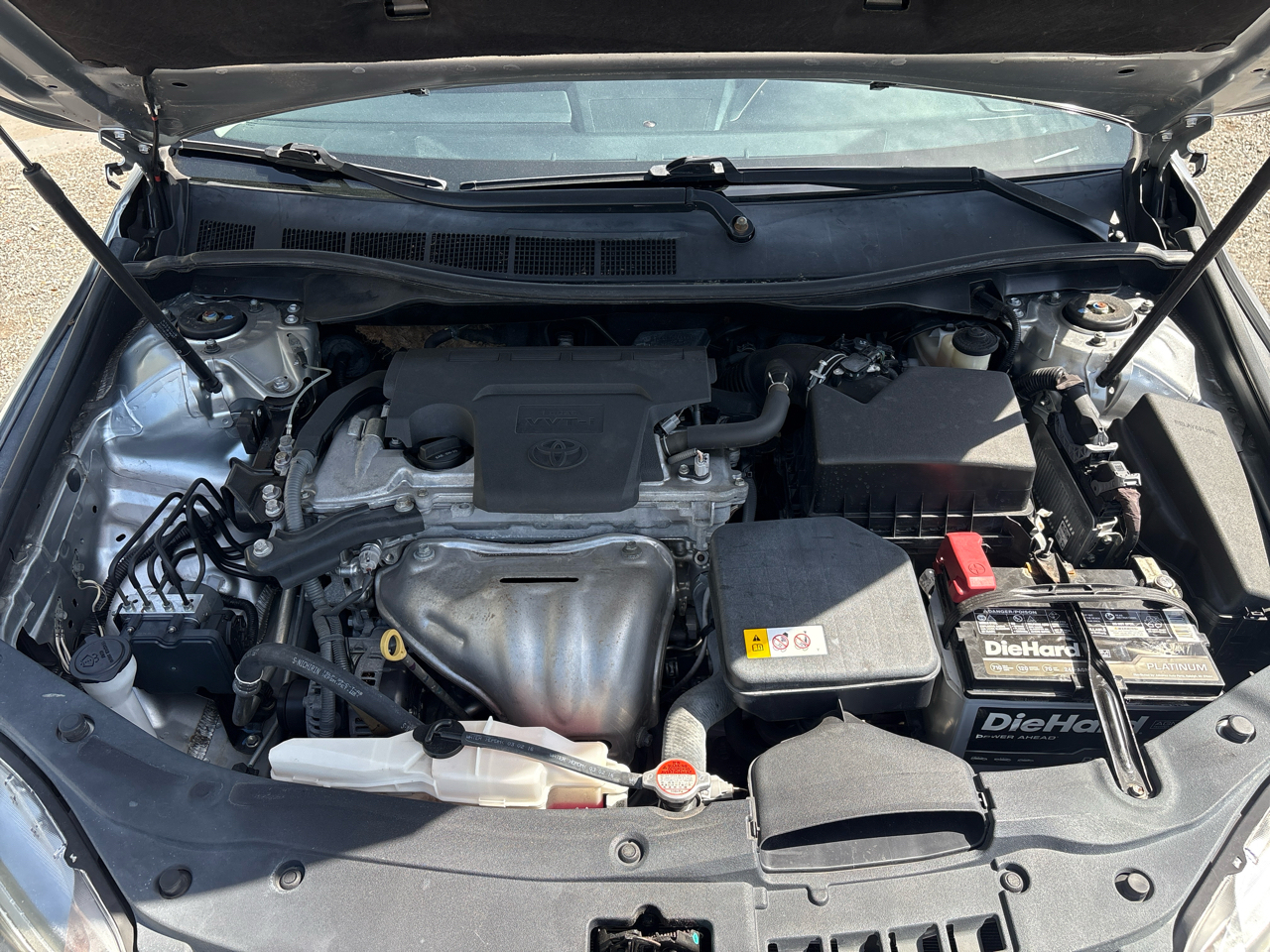 Toyota Camry 4dr Sdn I4 Auto SE w/Special Edition Pkg (Natl) 2016