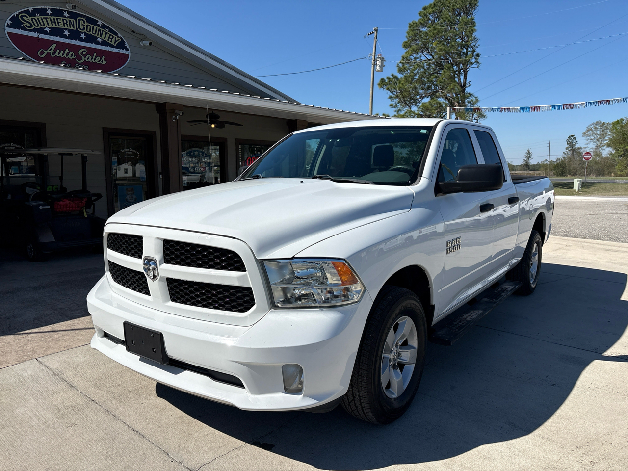 RAM 1500 Classic Express 4x4 Quad Cab 6'4" Box 2019