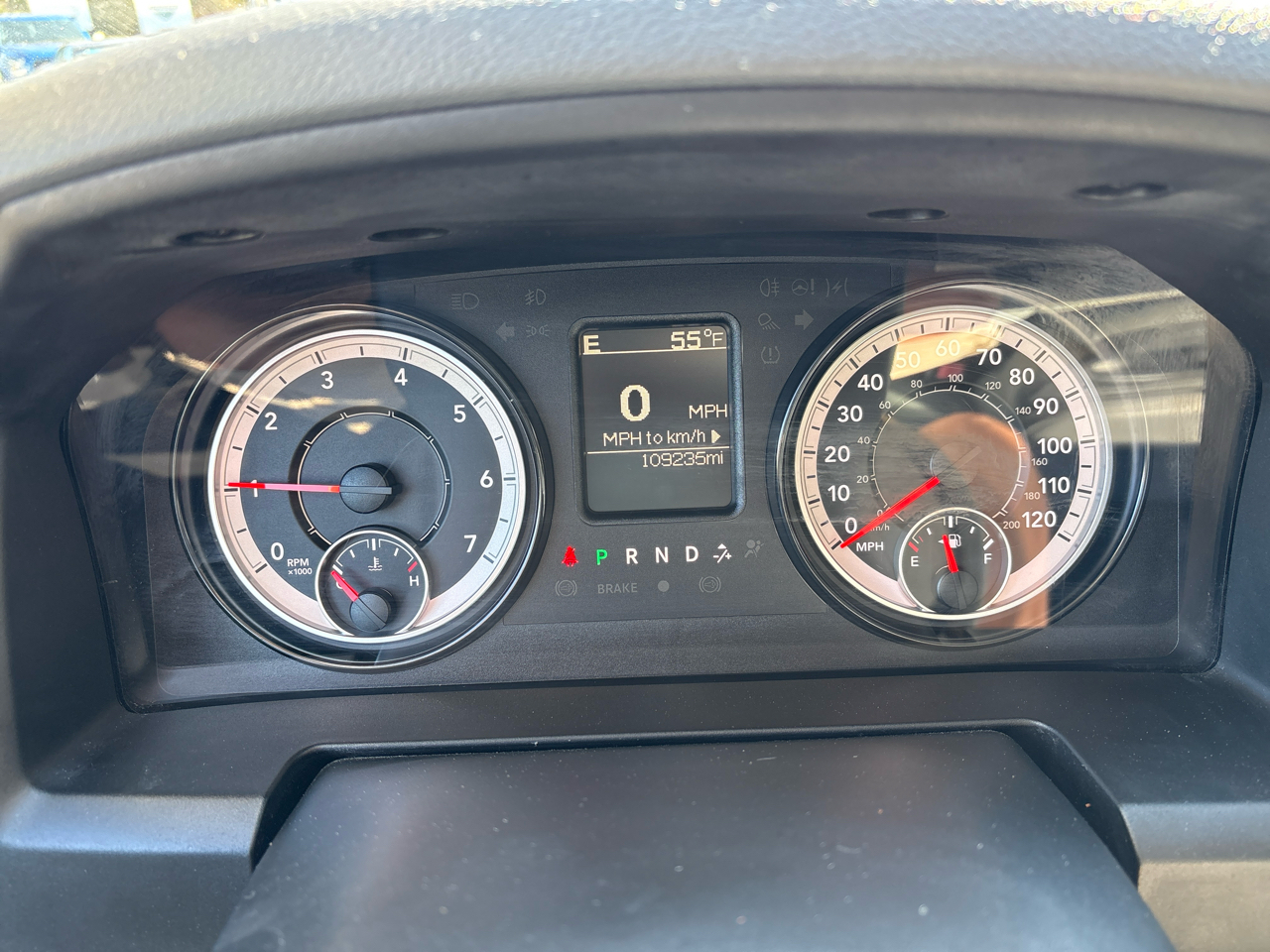 RAM 1500 Classic Express 4x4 Quad Cab 6'4" Box 2019