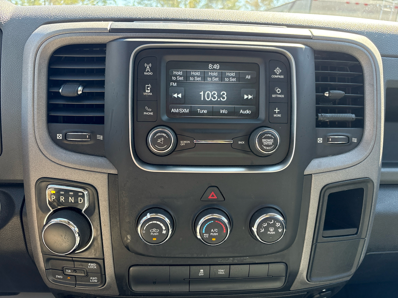 RAM 1500 Classic Express 4x4 Quad Cab 6'4" Box 2019