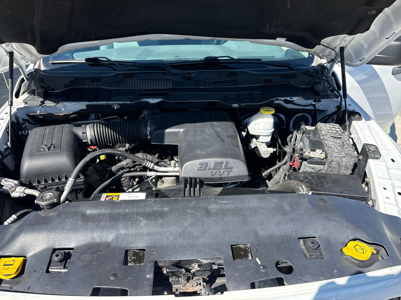 RAM 1500 Classic Express 4x4 Quad Cab 6'4" Box 2019