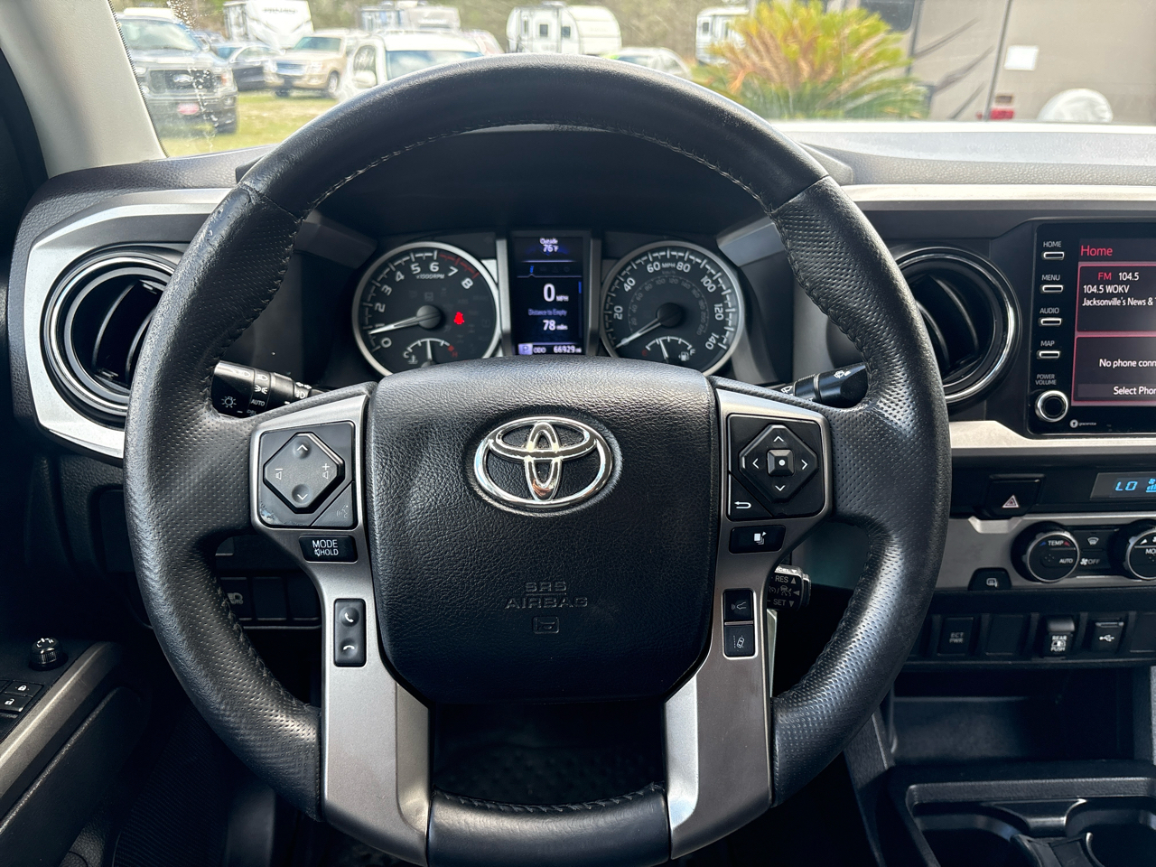 Toyota Tacoma 2WD SR5 Double Cab 5' Bed V6 AT (Natl) 2022