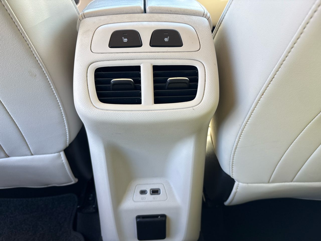 Buick Envision FWD 4dr Avenir 2023