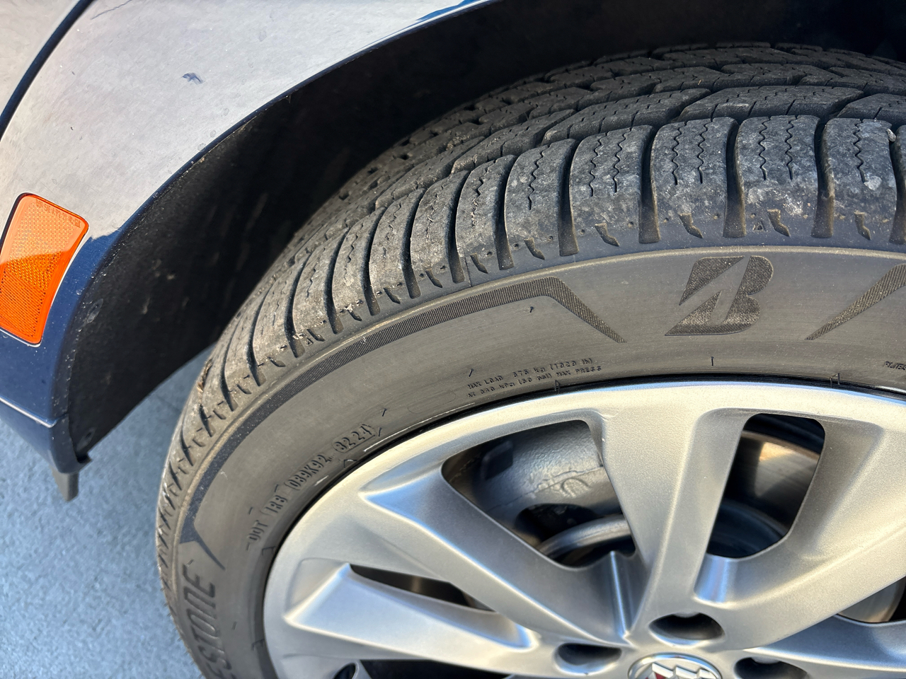 Buick Envision FWD 4dr Avenir 2023