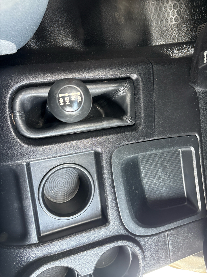 RAM 2500 Tradesman 4x4 Crew Cab 6'4" Box 2018