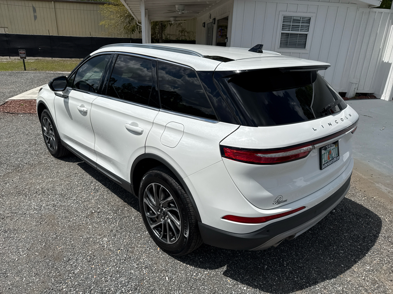 Lincoln Corsair Standard FWD 2021