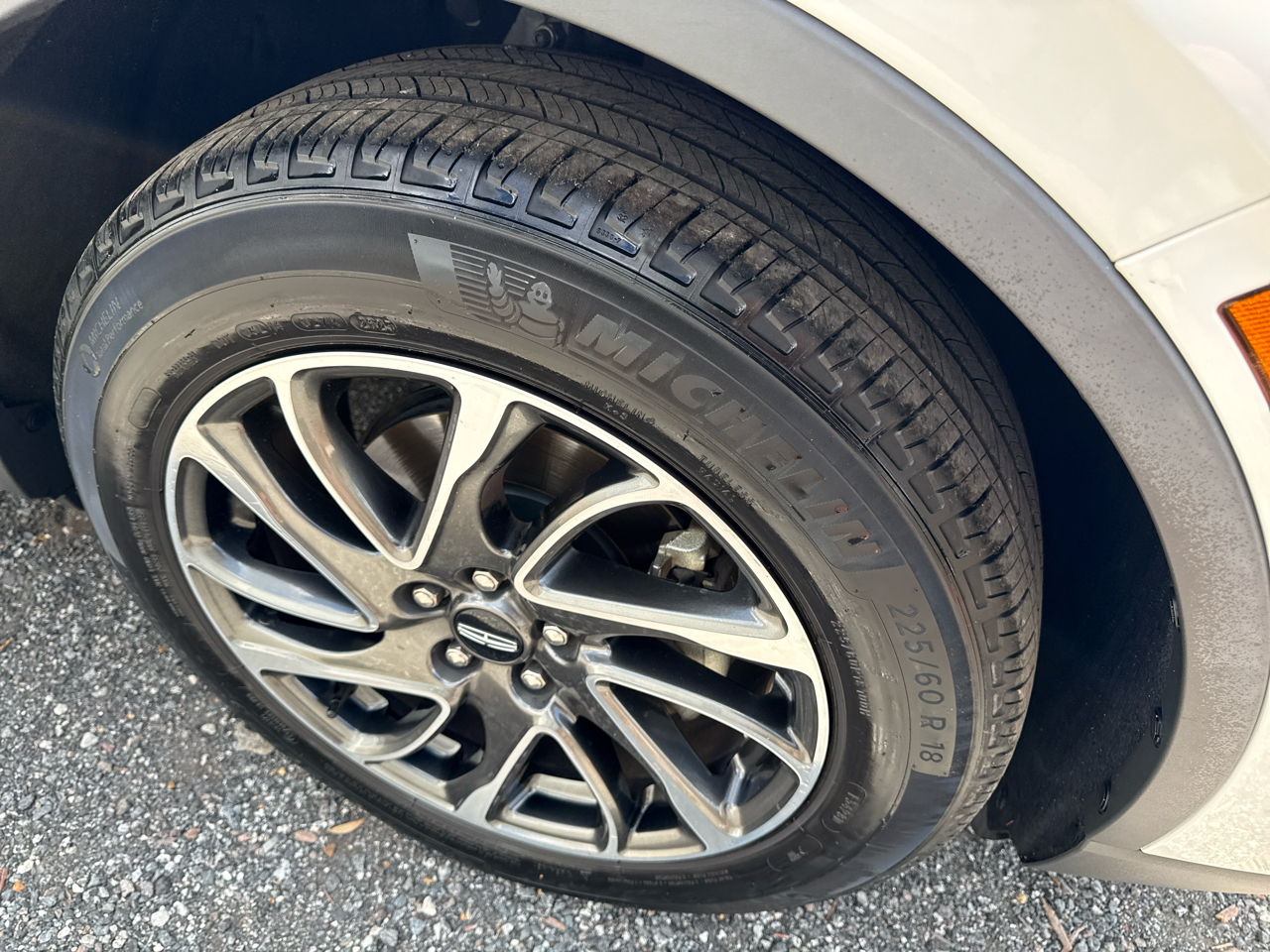 Lincoln Corsair Standard FWD 2021