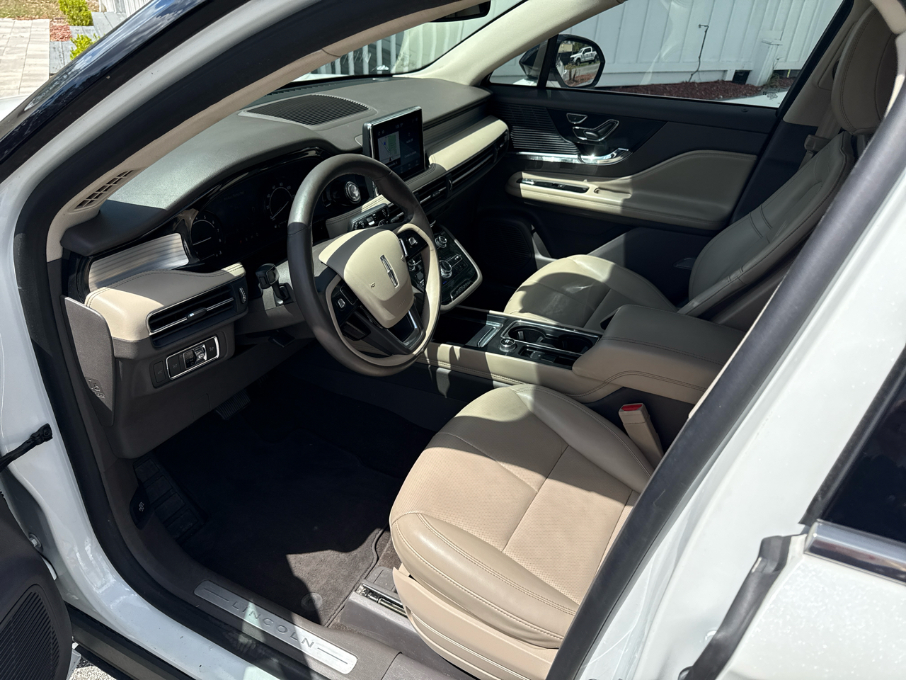 Lincoln Corsair Standard FWD 2021