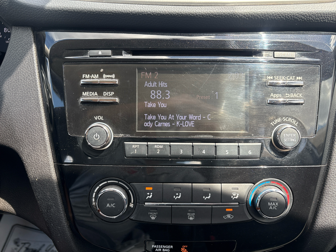 Nissan Rogue FWD 4dr SV 2016