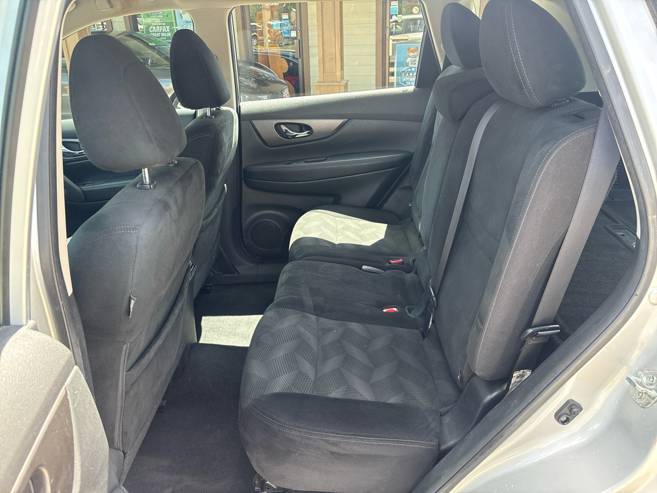 Nissan Rogue FWD 4dr SV 2016