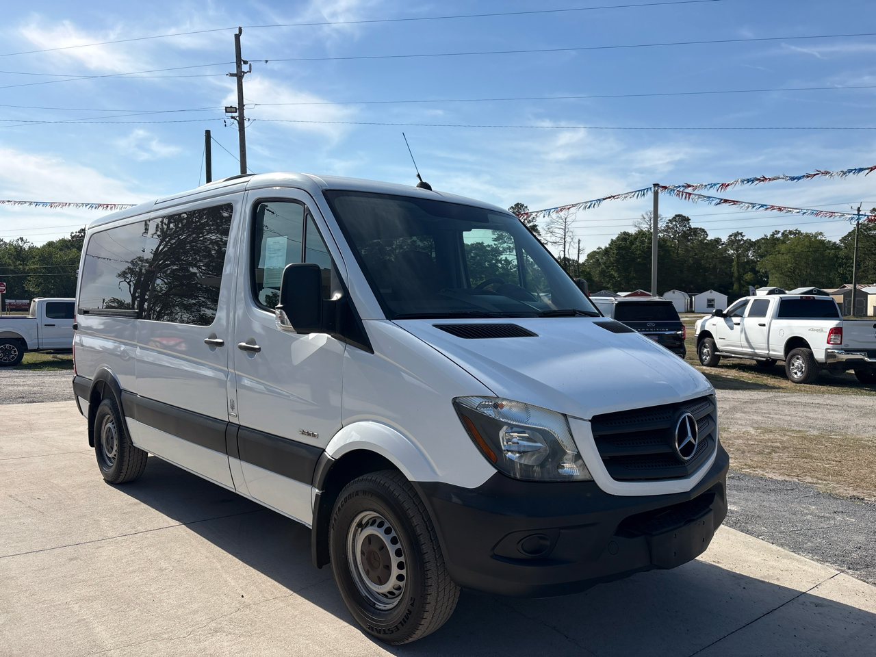Mercedes-Benz Sprinter Passenger Vans RWD 2500 144" 2016