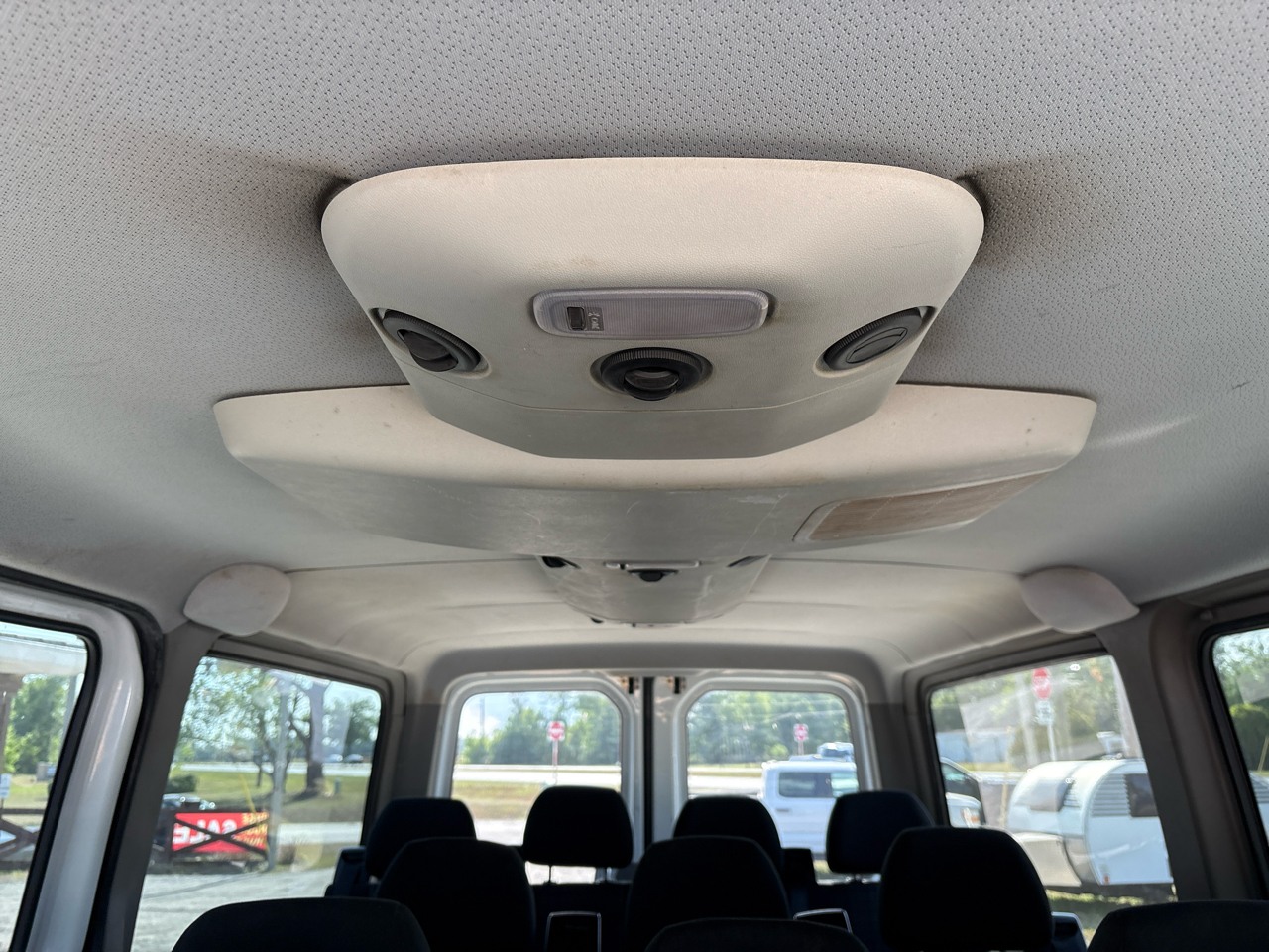 Mercedes-Benz Sprinter Passenger Vans RWD 2500 144" 2016