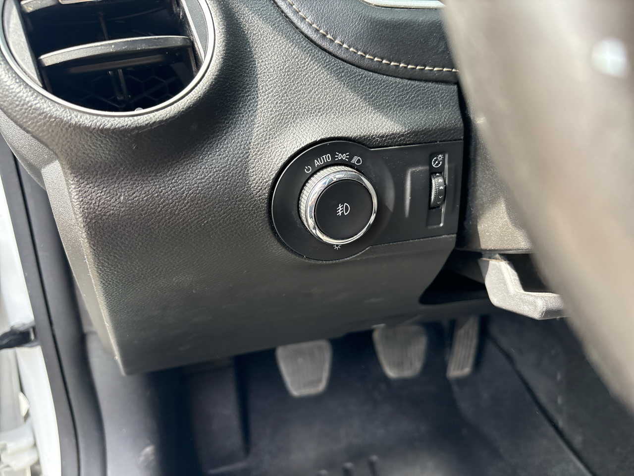Chevrolet Camaro 2dr Cpe LT w/1LT 2015