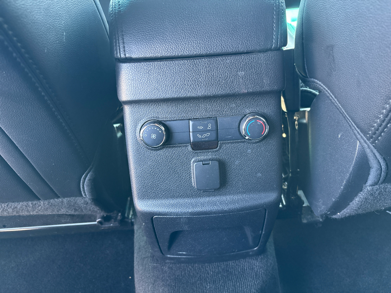 Ford Explorer XLT 4WD 2017