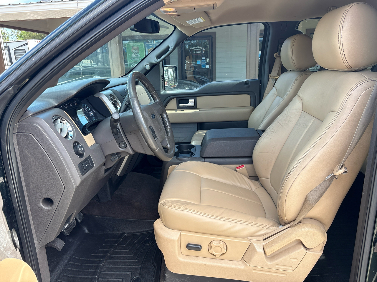Ford F-150 2WD SuperCrew 145" King Ranch 2014
