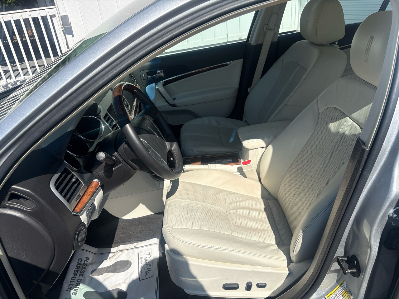 Lincoln MKZ 4dr Sdn FWD 2012