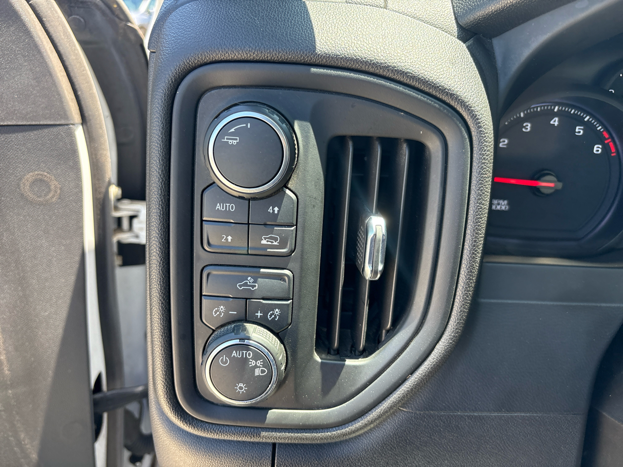 Chevrolet Silverado 1500 4WD Double Cab 147" Work Truck 2021