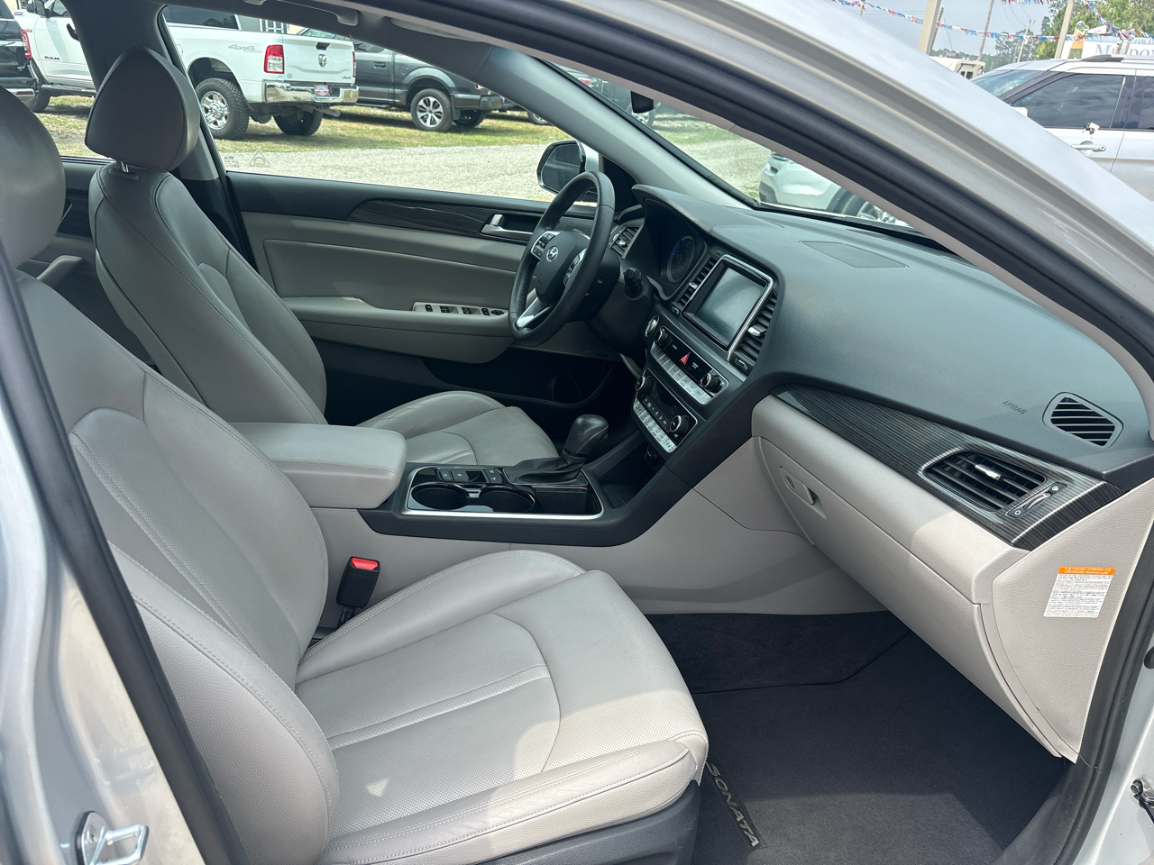 Hyundai Sonata Hybrid Blue 2.0L *Ltd Avail* 2019