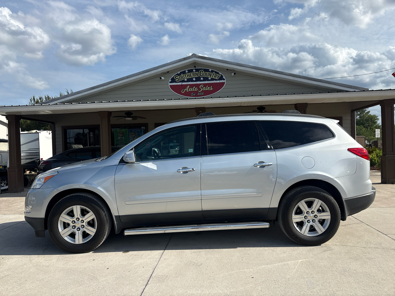 Chevrolet Traverse FWD 4dr LT w/2LT 2011