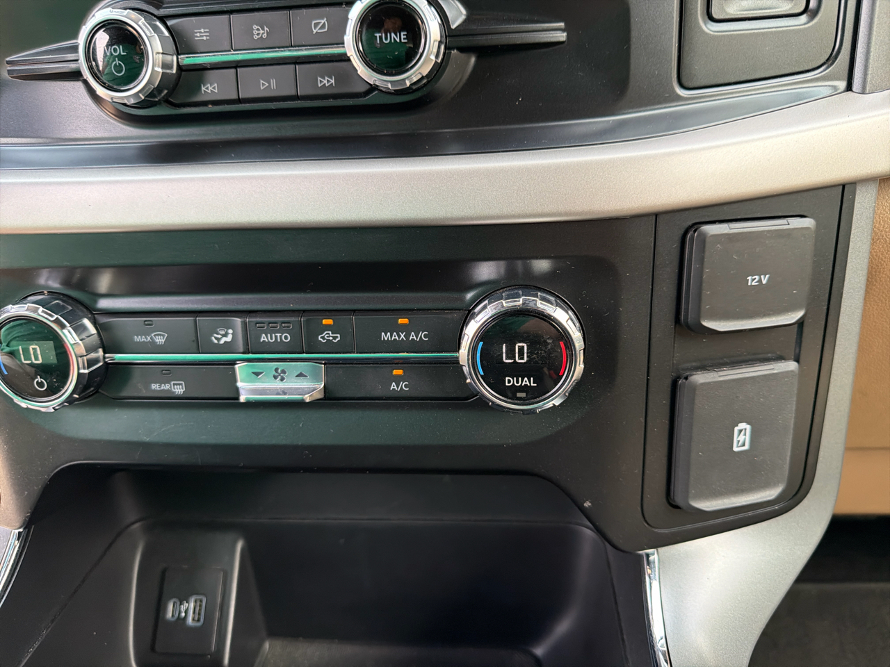 Ford F-150 2WD SuperCab 145" XLT 2021