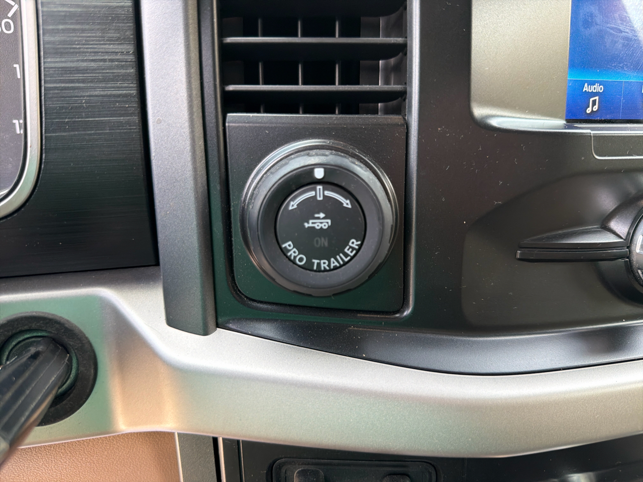 Ford F-150 2WD SuperCab 145" XLT 2021