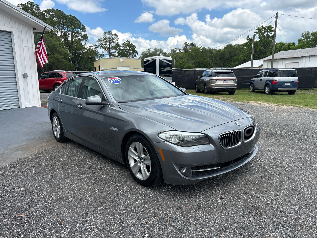 BMW 5 Series 4dr Sdn 528i RWD 2013
