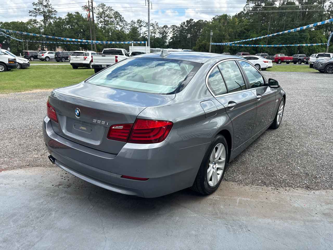 BMW 5 Series 4dr Sdn 528i RWD 2013