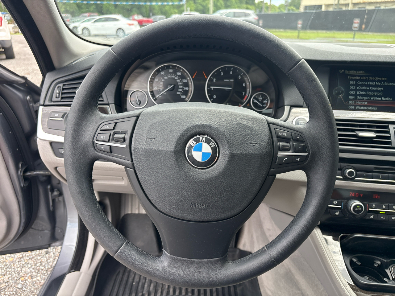 BMW 5 Series 4dr Sdn 528i RWD 2013