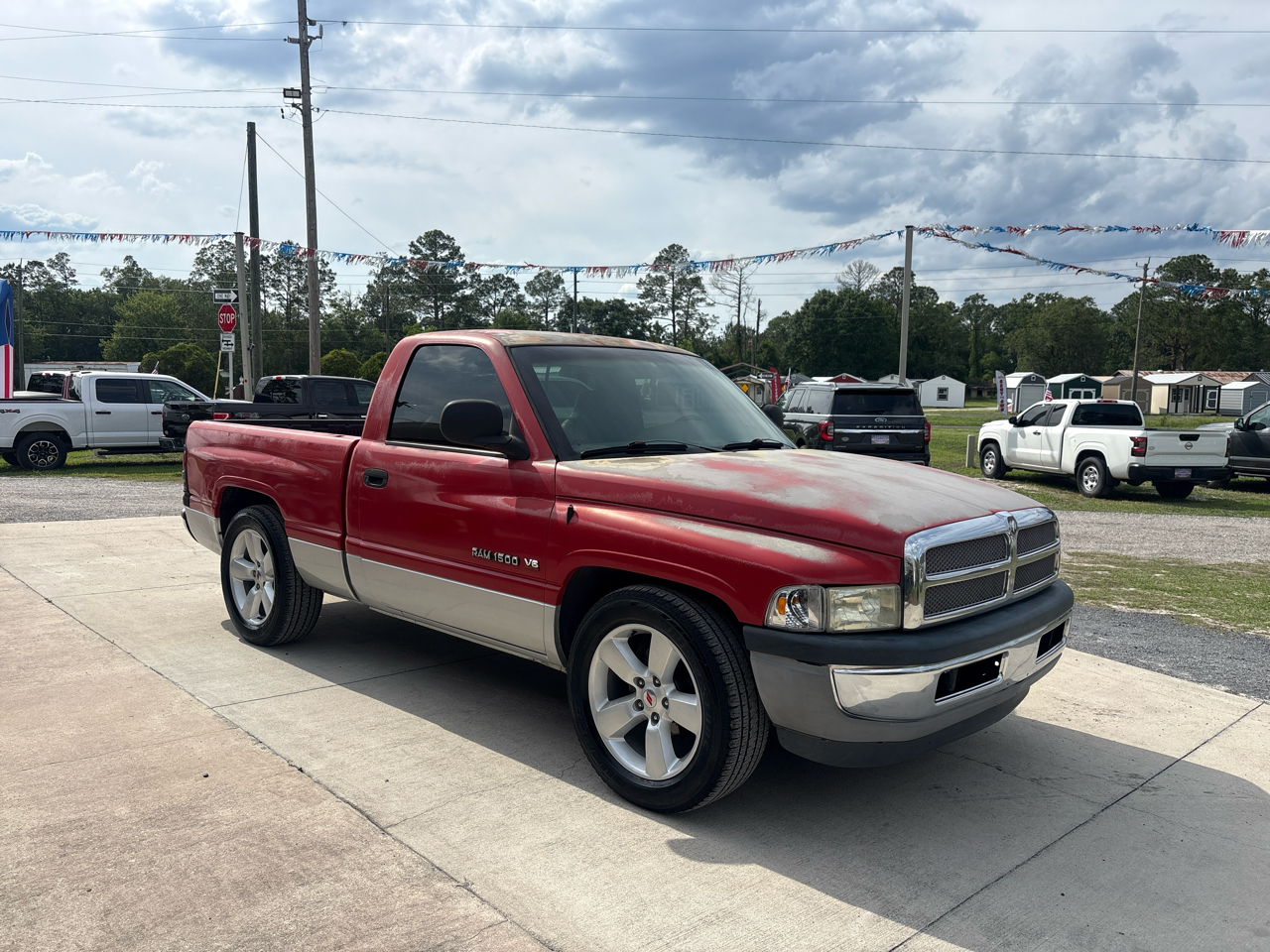 Dodge Ram 1500 2dr Reg Cab 119" WB Work Special 2001