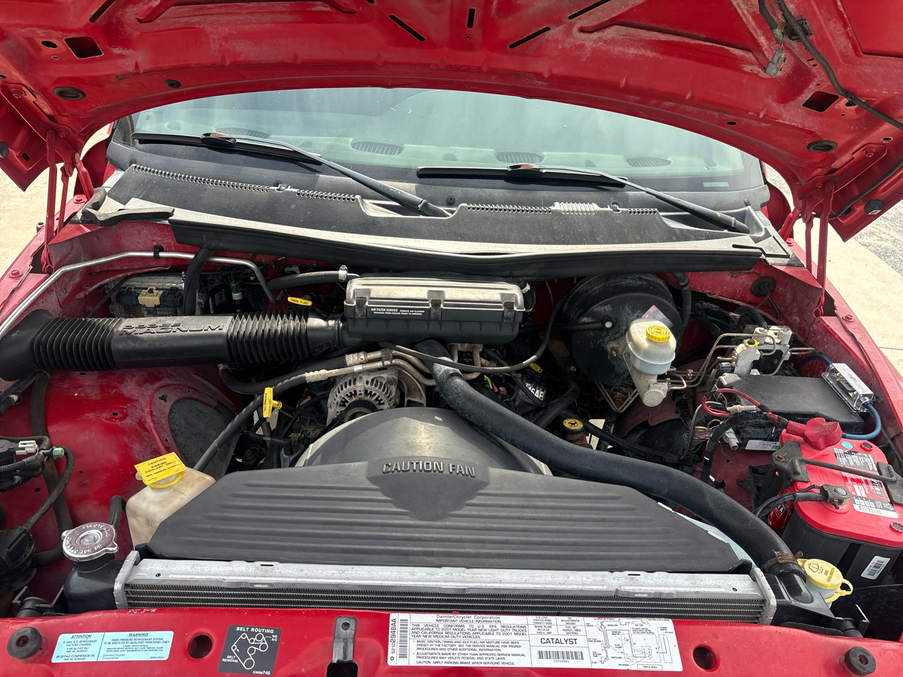 Dodge Ram 1500 2dr Reg Cab 119" WB Work Special 2001