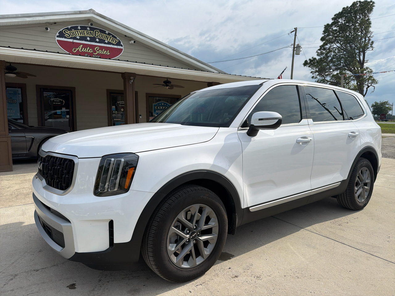 Kia Telluride LX FWD 2025